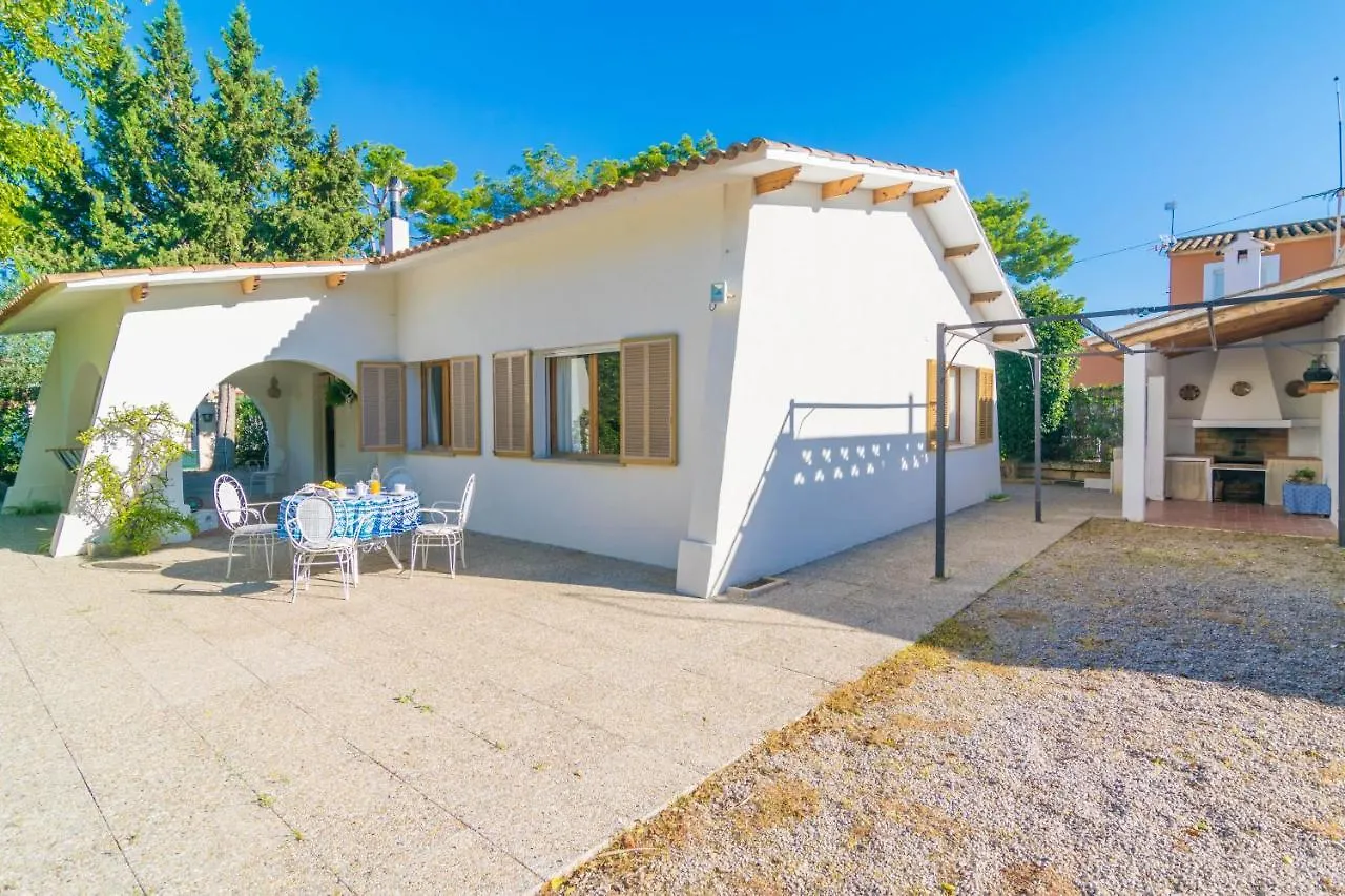 Es Baladre location